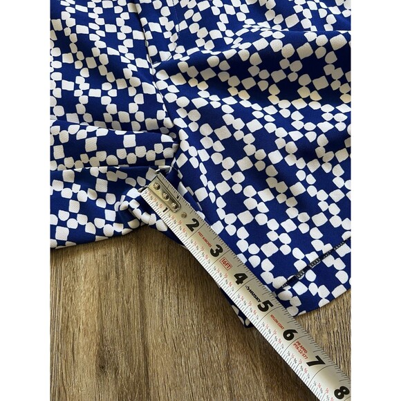 Banana Republic Geo Print Dressy Stretch Shorts Sz 10. - Picture 6 of 7